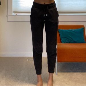Lululemon relaxed joggers